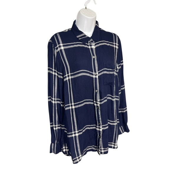 Old Navy Women's L The Classic Shirt Navy Blue Plaid Viscose Blouse Top - Picture 2 of 16